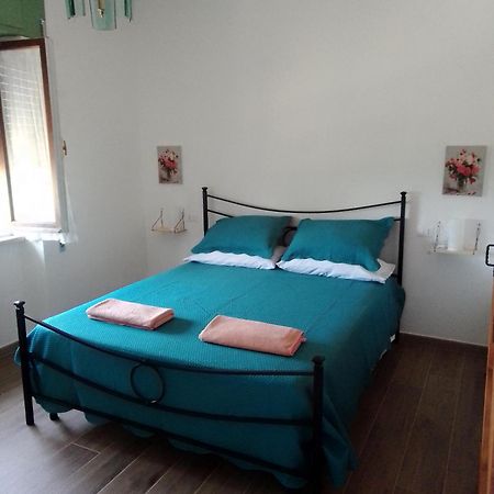 Casa Carducci Affittacamere Monteleto Екстер'єр фото