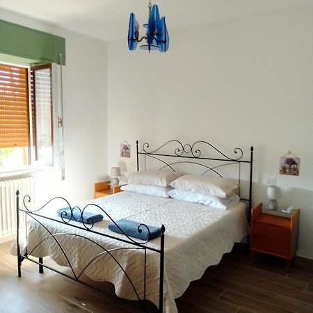 Casa Carducci Affittacamere Monteleto Екстер'єр фото