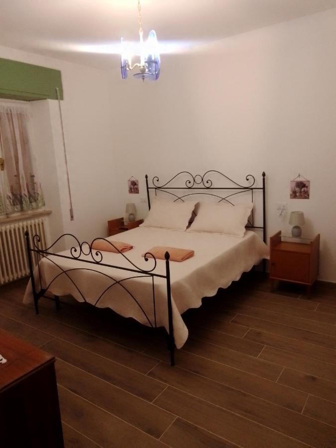 Casa Carducci Affittacamere Monteleto Екстер'єр фото