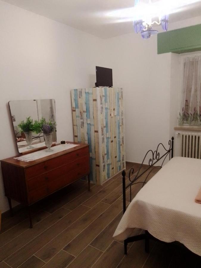Casa Carducci Affittacamere Monteleto Екстер'єр фото