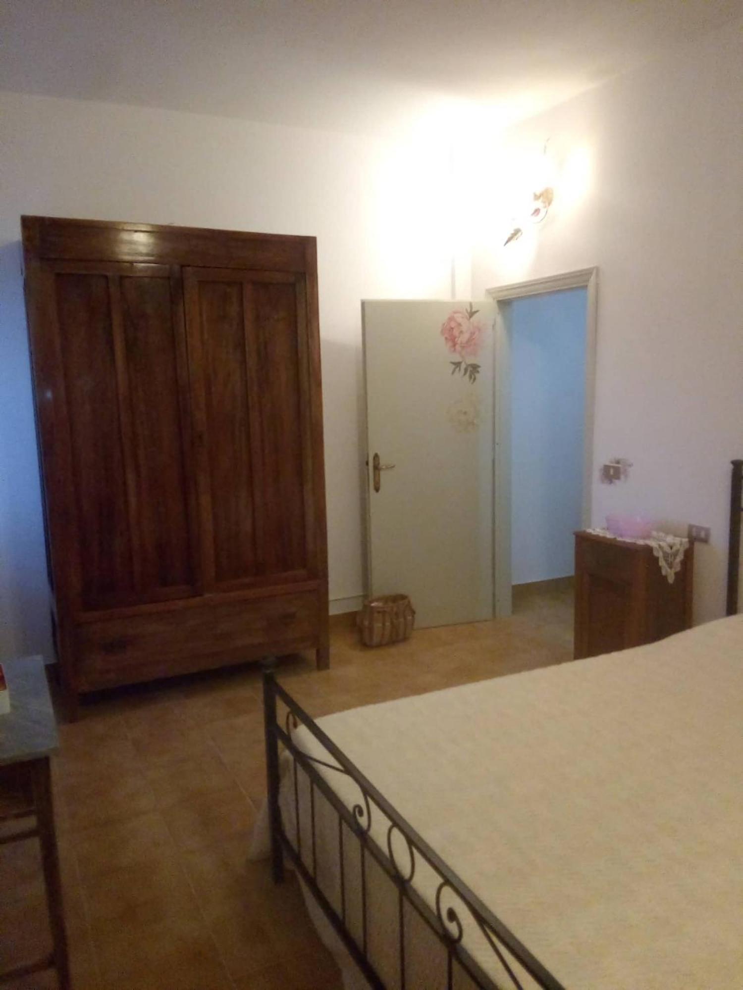 Casa Carducci Affittacamere Monteleto Екстер'єр фото