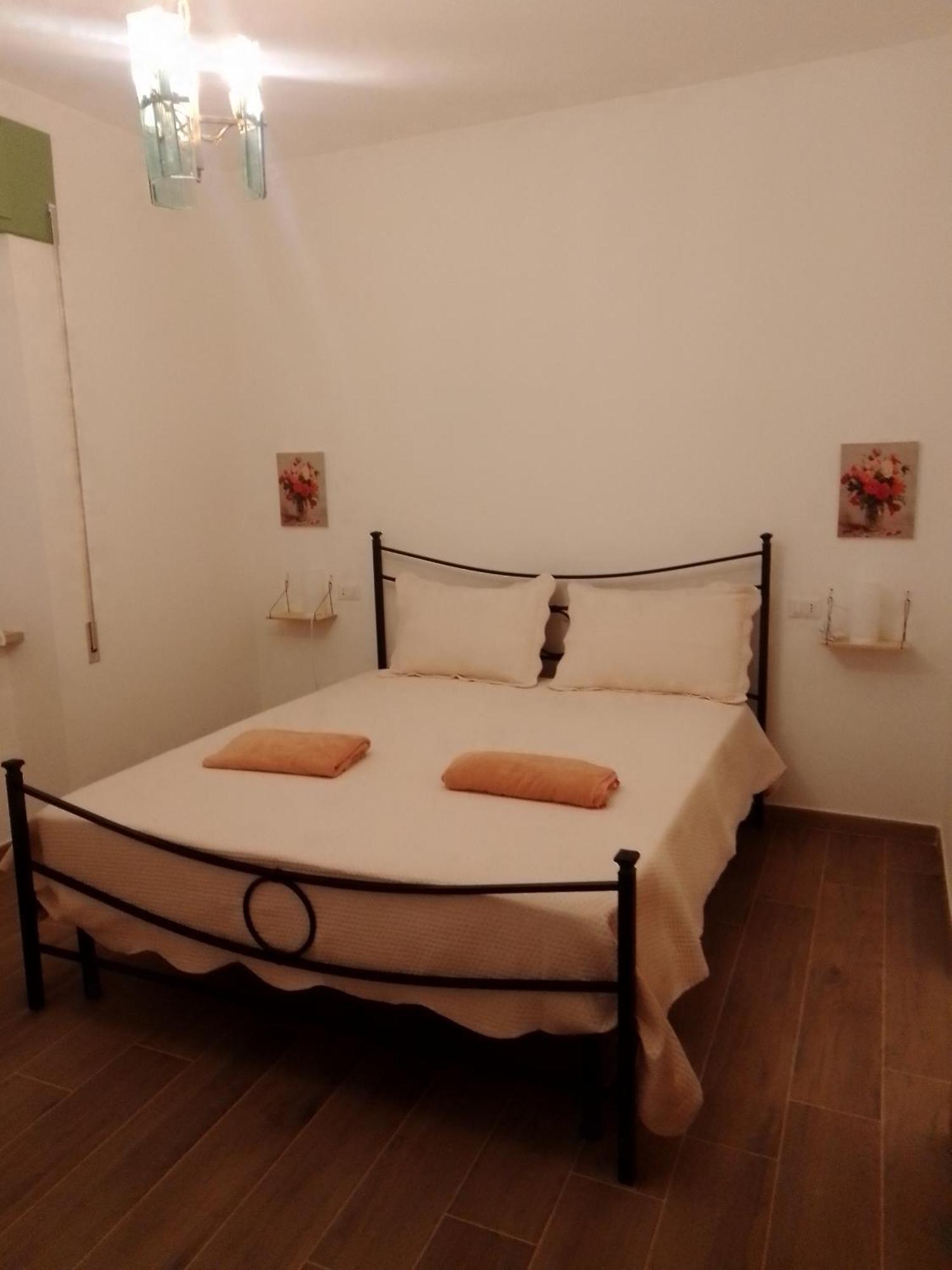 Casa Carducci Affittacamere Monteleto Екстер'єр фото